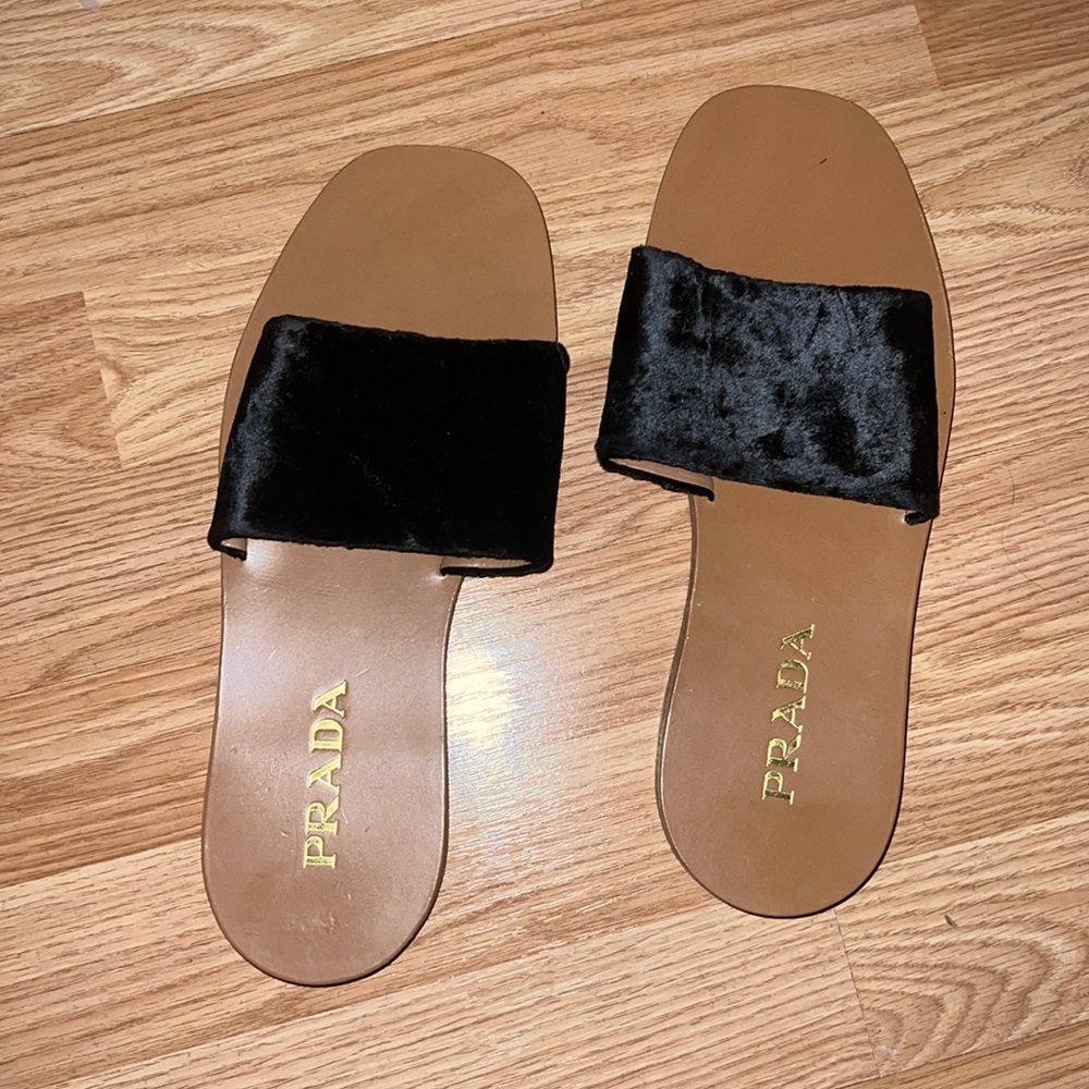 prada slides